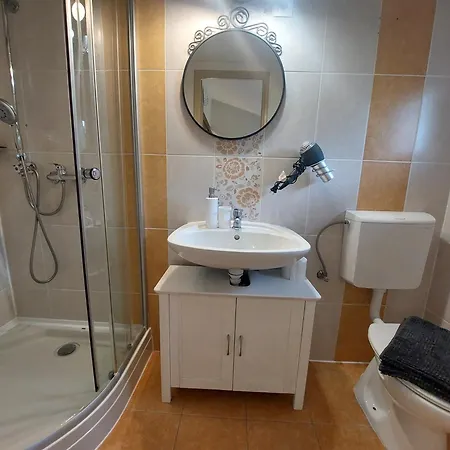 Mediterran - Jacuzzi & Pool Holiday home Balatonfured