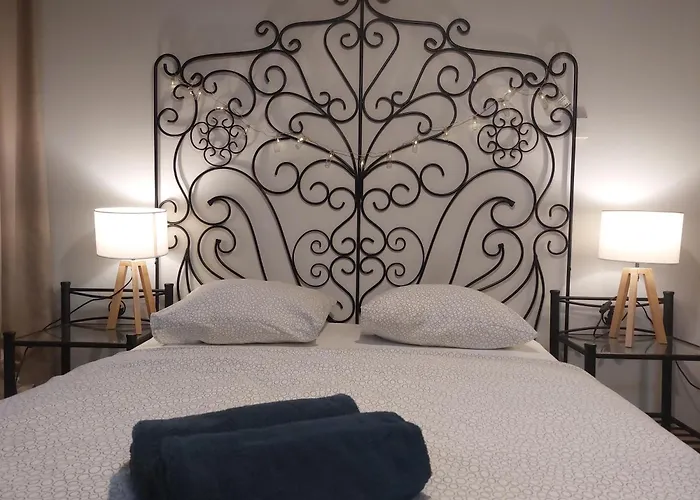 Mediterran - Jacuzzi & Pool בית נופש באלאטונפורד