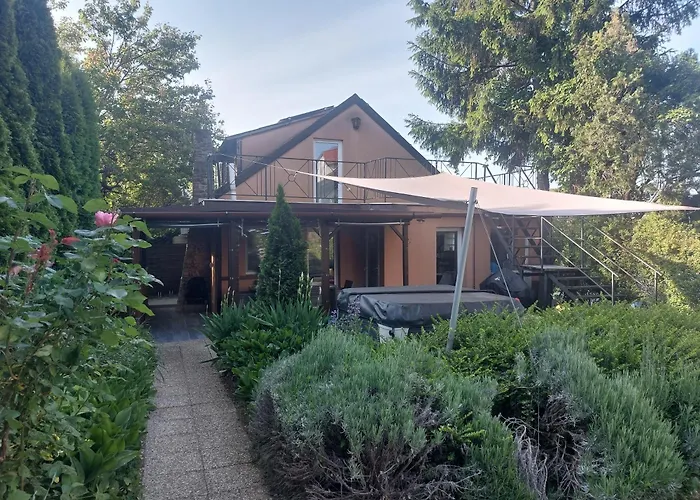 Mediterran - Jacuzzi & Pool Vakantiehuis